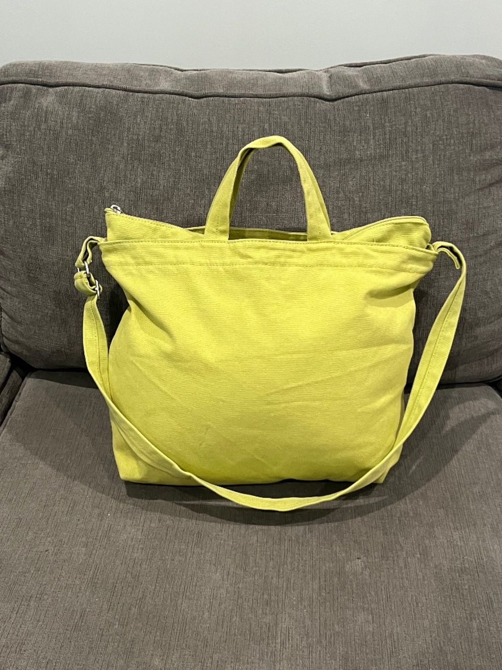 BAGGU Horizontal Zip Duck Bag Lime Green